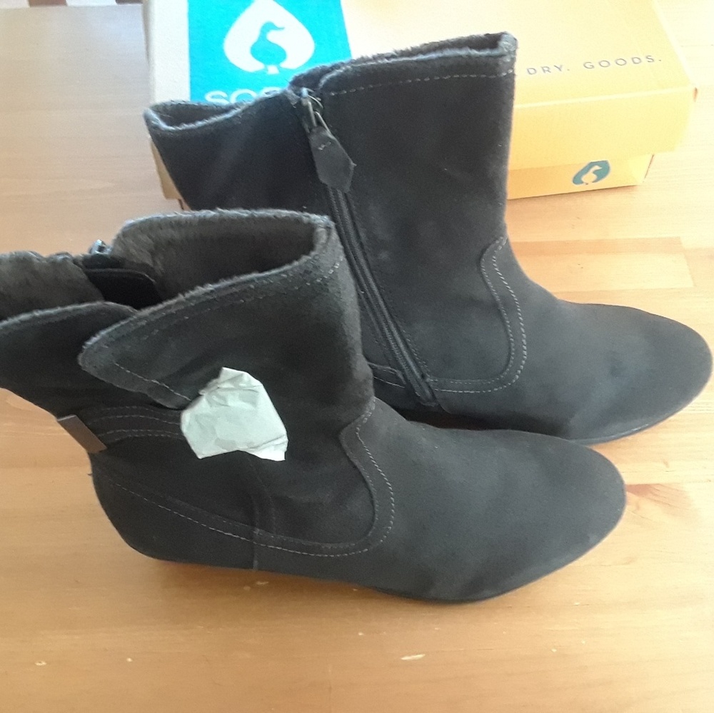 Sporto Black Suede Winter Boots Size 11 NWT